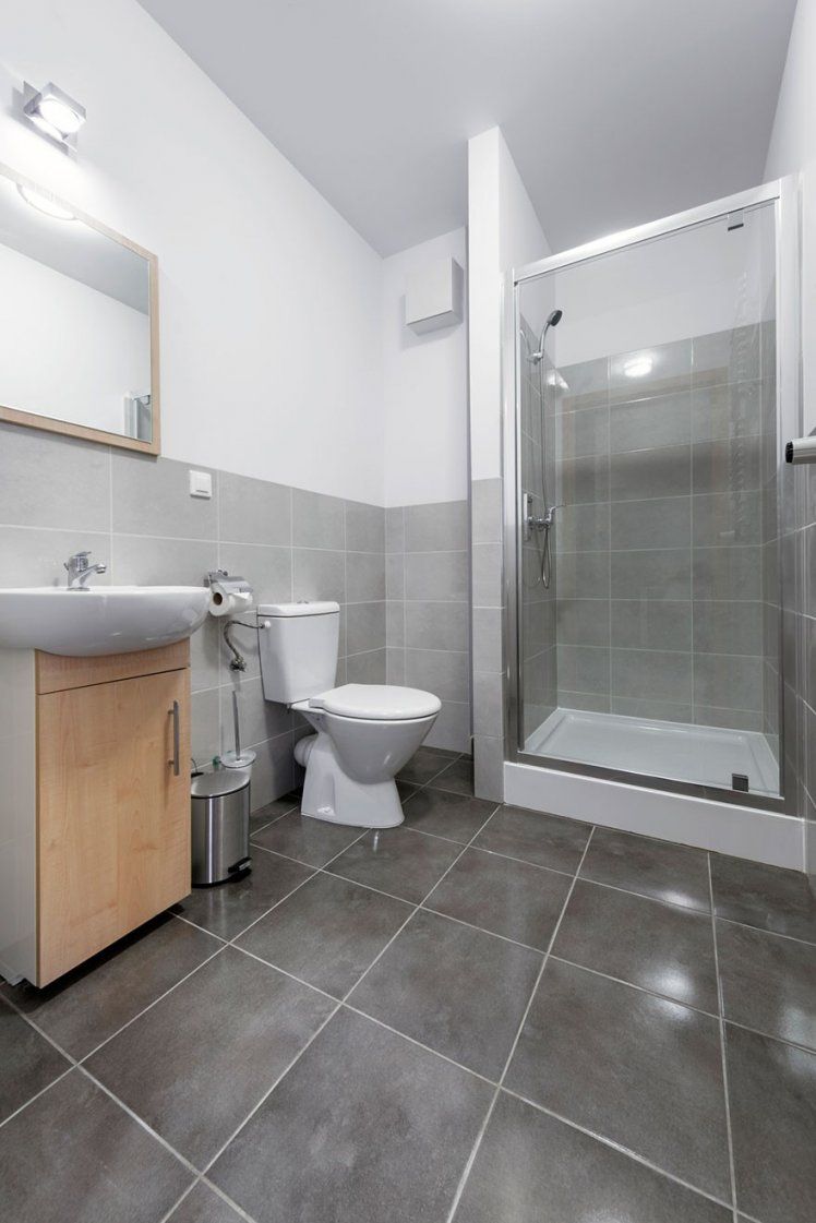 Badezimmer Bad Erneuern Dusche Einrichten Badezimmer Ideen Modern von