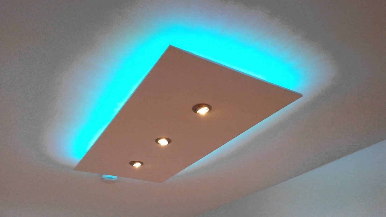Bauanleitung Crazy Led Lights Deckenlampe Mit Halogen von Led Deckenlampe Selber Bauen Photo