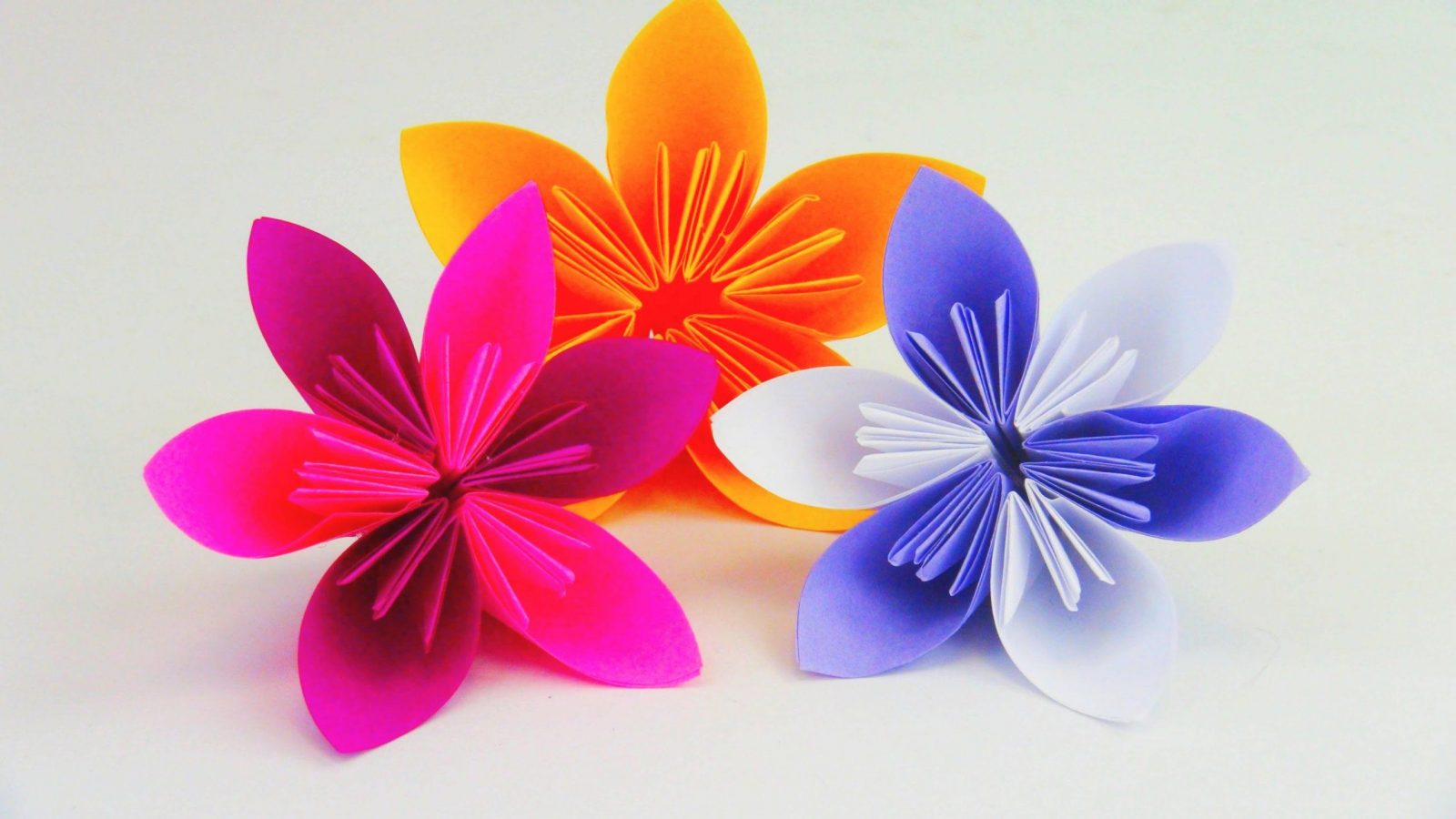 Blume Falten Origami Diy  Schöne Blumen Für Den Frühling  Ostern von Einfache Blumen Falten Anleitung Photo