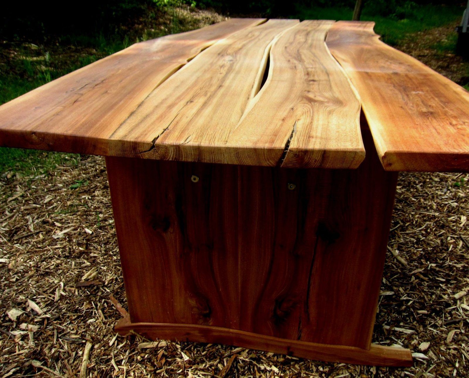 Gartentisch Holz Rustikal von Gartentisch Holz Massiv Rustikal Bild