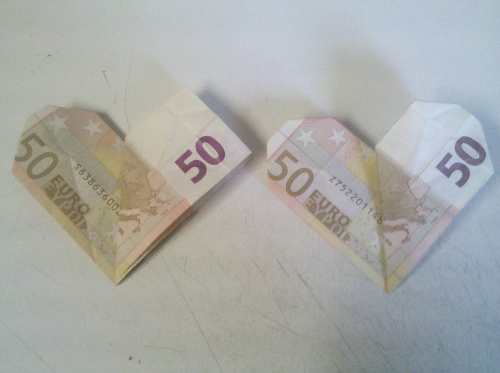 Herz Aus Geldschein Falten  Origami Mit Geldscheinen von Geldschein Als Herz Falten Photo