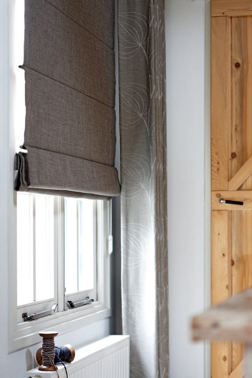 Schlafzimmer Verdunkeln  Für Sichtschutz Und Ruhe von Plissee Und Gardinen Kombinieren Photo