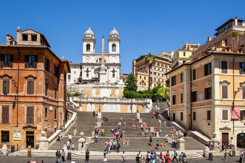 Spanische Treppe Rom – Geschichte Von Zu Hause Aus von Spanische Treppe Rom Gesperrt Photo