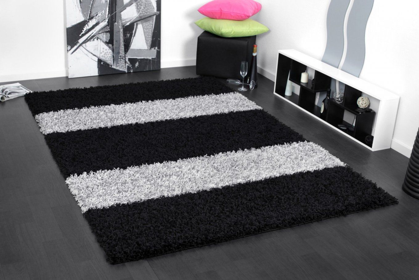 Teppiche Lieblich Schwarz Weiß Teppich Design Anmutig Schwarz von Teppich Gestreift Schwarz Weiß Bild