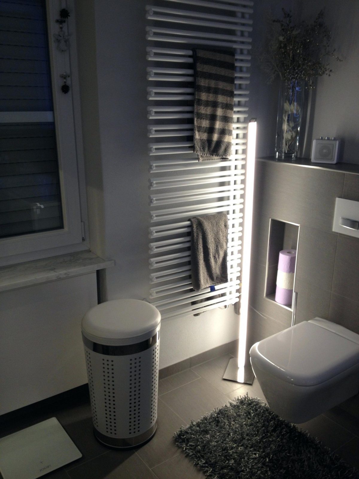 Badezimmer Sanieren Kosten Badsanierung Pro Qm Ziemlich Preiswert von Badezimmer Kostengünstig Renovieren Bild