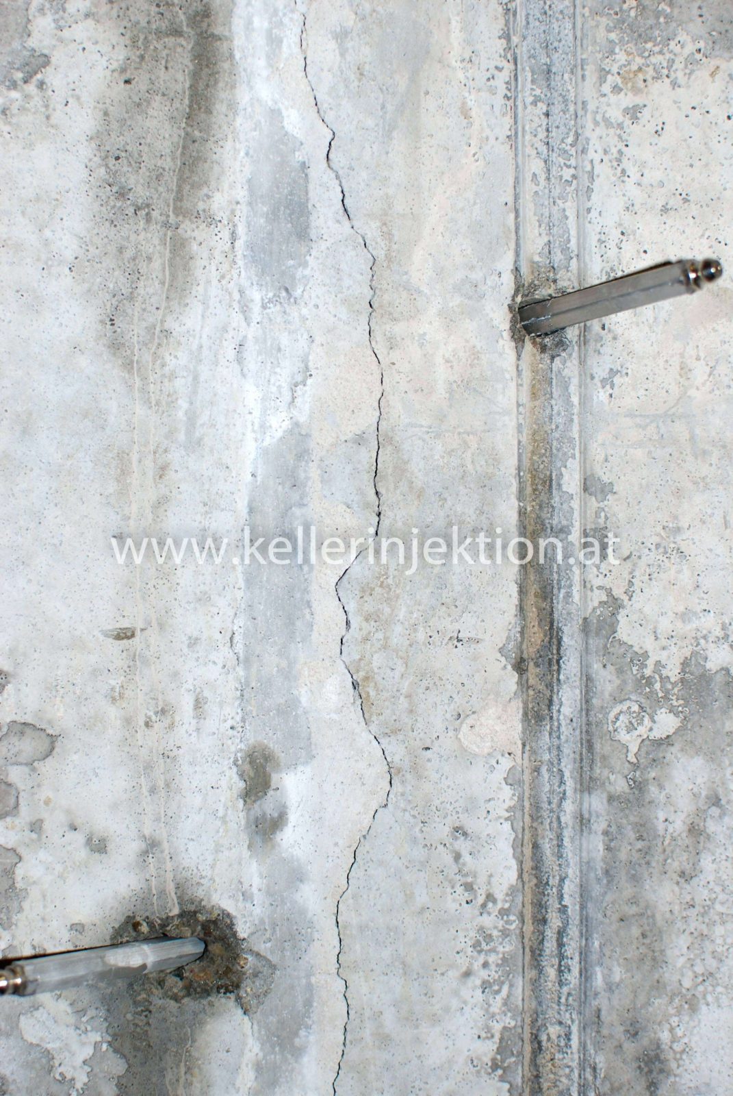 Beton Abdichten Fugen Mit Wasserglas Hornbach Kellerwand Von Innen von Risse Im Beton Abdichten Photo
