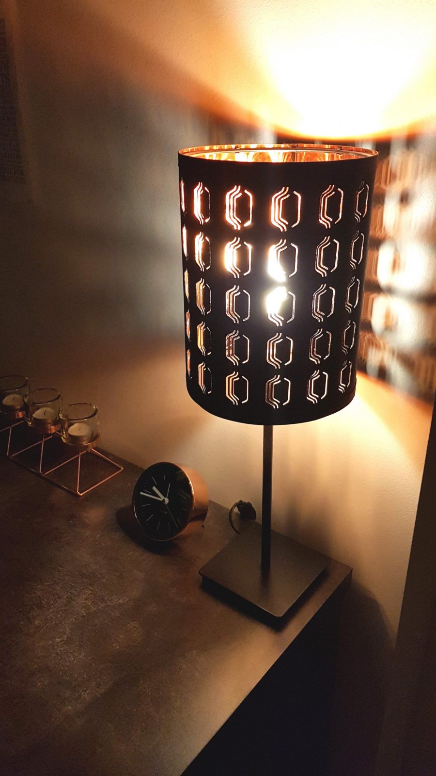 Das Kupferzimmer  Mellygolucky von Ikea Lampe Schwarz Kupfer Bild