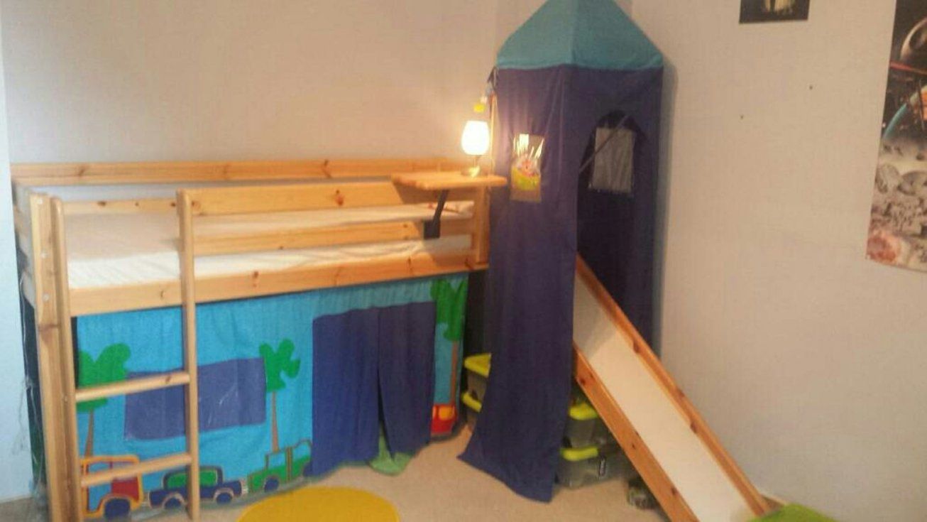 Hochbett Mit Rutsche Dänisches Bettenlager  Tomish von Hochbett Mit Rutsche Dänisches Bettenlager Bild