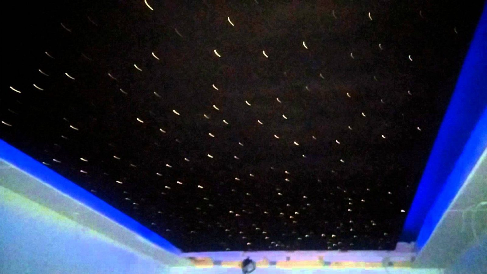 Sternenhimmel Mit Sternschnuppe Im Heimkino (Glasfaser)  Youtube von Led Sternenhimmel Selber Bauen Bild