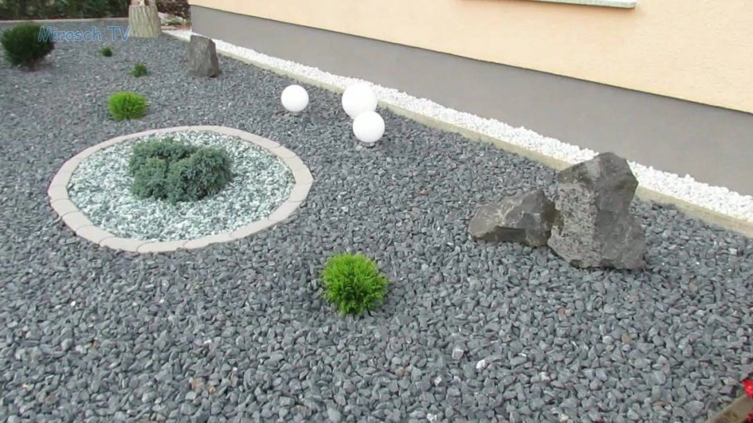 vorgarten anlegen gartengestaltung steinen zierkies gestaltung beet kiesgarten pflastersteine steinbeet gartenplanung