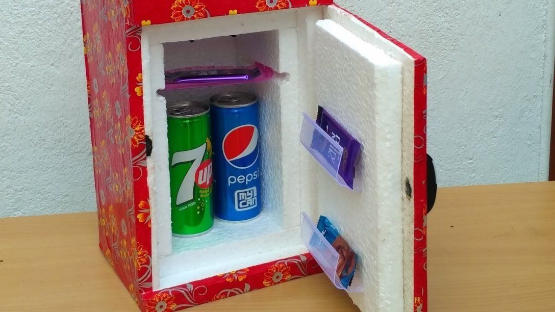 Wie Baut Man Sich Günstig Einen Mini Kühlschrank Selbst  Youtube von Peltier Element Kühlbox Selber Bauen Bild