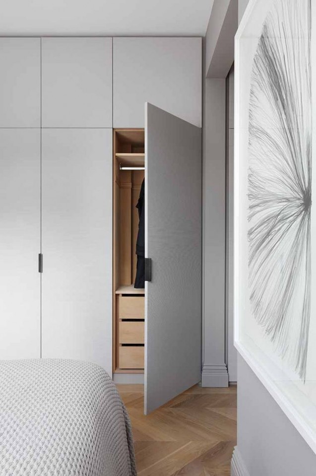 A Bedroom Closet Wrapped In Fabric  Inspiration von Schlafzimmer Schrank Ideen Photo